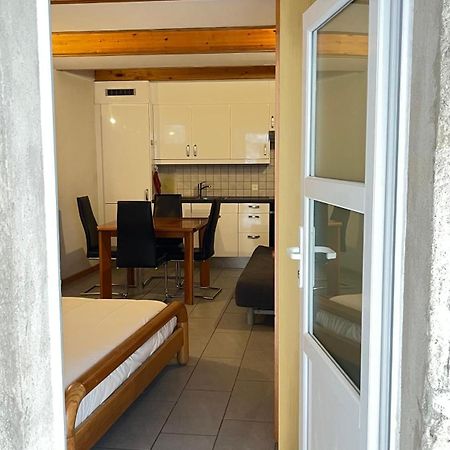 Quiet Flat In Nature In Lugano Bagian luar foto